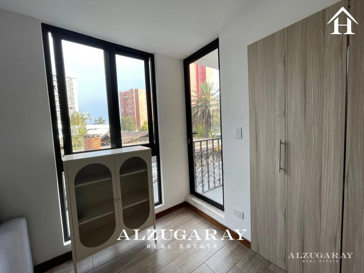 Apto. Semi Amueblado - 2 Hab. / Torre Milea Z.13 — Apartamento en Alquiler en Zona 13, Guatemala, Ciudad — foto 8 de 14