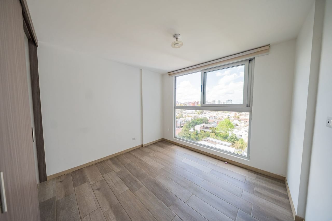 Apartamento Renta Zona 14, Sect R la Villa 2 Dormitorios , 76 MTS2 $1,000 (no Se Aceptan Mascotas) — Apartamento en Alquiler en La Villa, Zona 14, Guatemala, Ciudad — foto 2 de 5