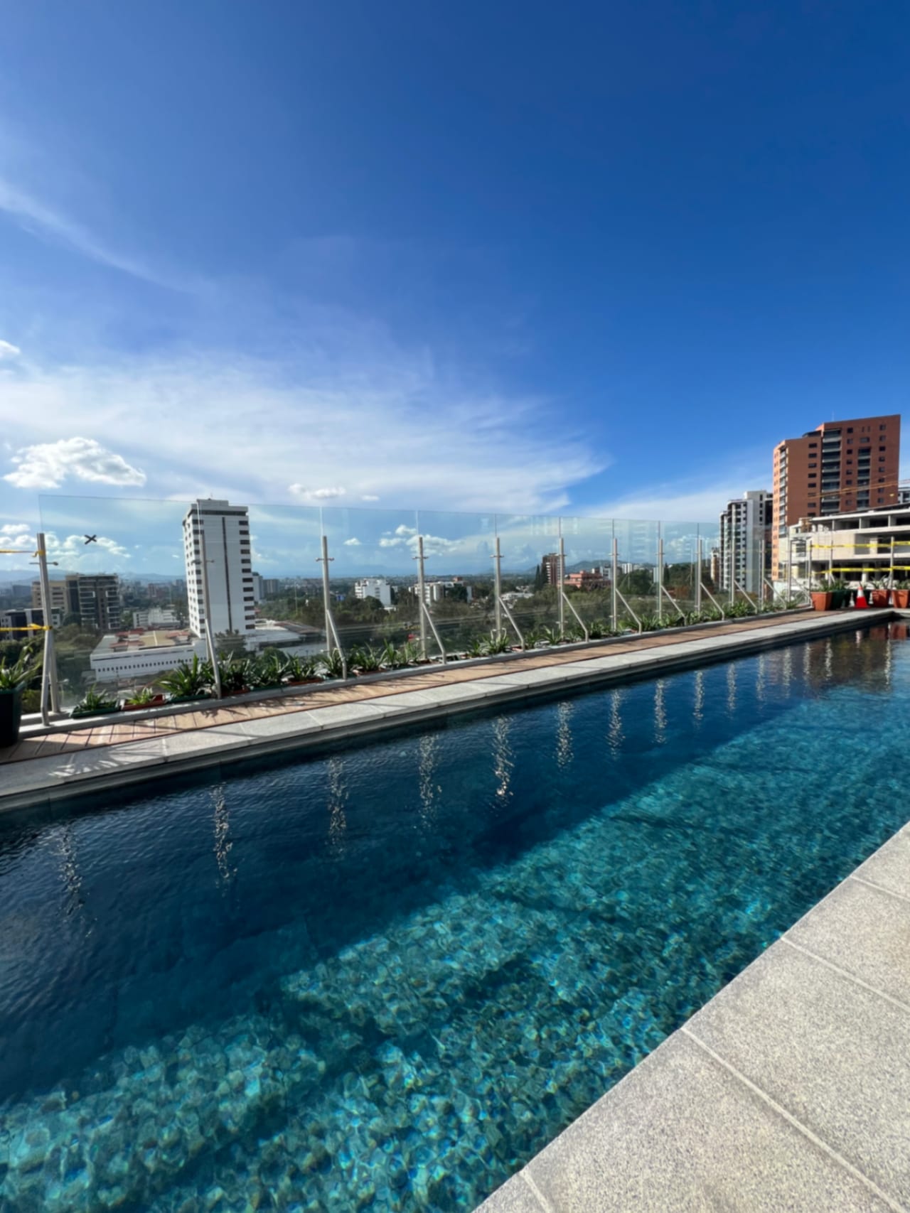 Apartamento Renta Zona 15 Vista Hermosa 2, Edificio Vhista , 2 Dormitorios , 2,5 Baños, 135 MTS2 $1,500 Linda Vista (no Se Aceptan Mascotas) — Apartamento en Alquiler en Vista Hermosa II, Zona 15, Guatemala, Ciudad — foto 4 de 16
