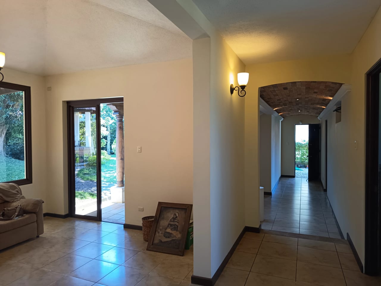 Casa Grande en Venta en Carretera al Salvador km. 25 — Casa en Venta en Carretera a El Salvador, Guatemala, Ciudad — foto 6 de 17