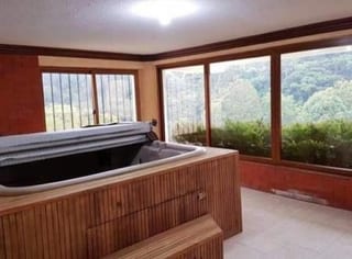 Amplia casa en venta con espacio adicional para un pequeño negocio. Ubicada en Zona 15 — Casa en Venta en Zona 15, Guatemala, Ciudad — miniatura 3 de 11