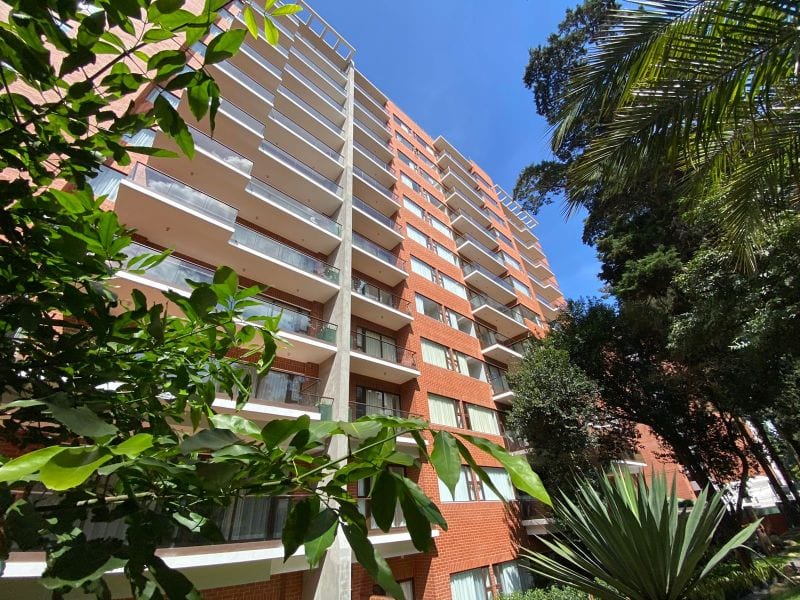 Apartamentos en renta Zona 10 — Apartamento en Alquiler en Zona 10, Guatemala, Ciudad — foto 2 de 12