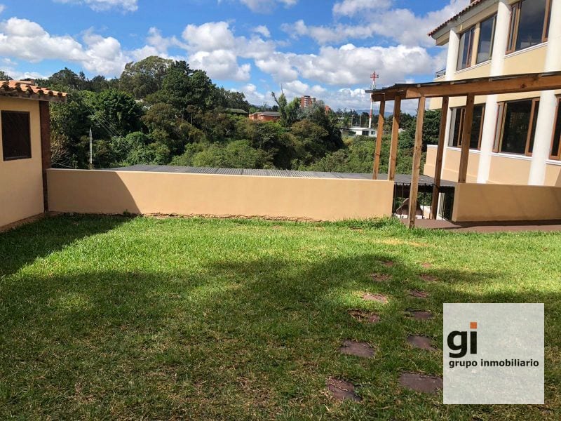 Amplia casa en venta con espacio adicional para un pequeño negocio. Ubicada en Zona 15 — Casa en Venta en Zona 15, Guatemala, Ciudad — foto 9 de 11
