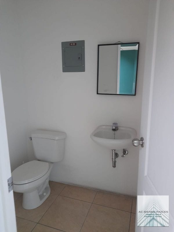 Venta oficina Torino con inquilino — Oficina en Venta en Zona 10, Guatemala, Ciudad — foto 2 de 7