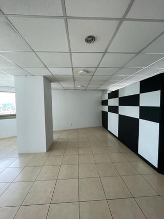 Oficina en venta o renta edificio Torino — Oficina en Venta en Zona 10, Guatemala, Ciudad — miniatura 8 de 12