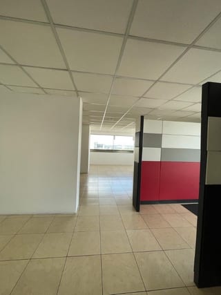 Oficina en venta o renta edificio Torino — Oficina en Venta en Zona 10, Guatemala, Ciudad — miniatura 11 de 12