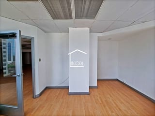 Oficina en Zona 10 — Oficina en Alquiler en Zona 10, Guatemala, Ciudad — miniatura 2 de 3