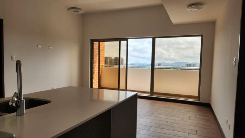 Apartamento en renta en Casalini Diagonal 6 zona 10 — Apartamento en Alquiler en Zona 10, Guatemala, Ciudad — foto 1 de 11