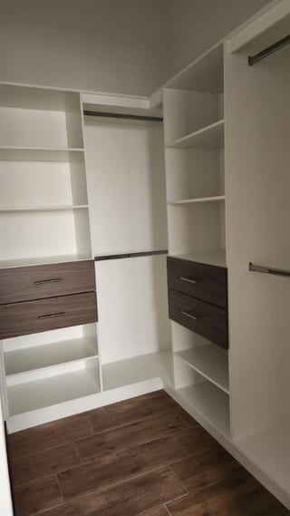 Apartamento en renta en Casalini Diagonal 6 zona 10 — Apartamento en Alquiler en Zona 10, Guatemala, Ciudad — miniatura 8 de 11