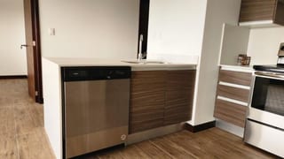 Apartamento en renta en Casalini Diagonal 6 zona 10 — Apartamento en Alquiler en Zona 10, Guatemala, Ciudad — miniatura 7 de 11