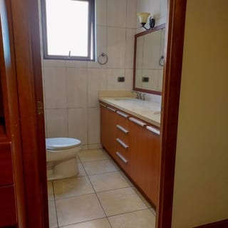 Amplio Apartamento en Renta Zona 14 — Apartamento en Alquiler en Arcángel Miguel, Zona 14, Guatemala, Ciudad — miniatura 9 de 12