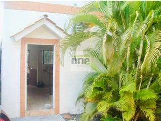 Iztapa Escuintla Alquilo casa de 2 niveles — Casa en Alquiler en Iztapa, Escuintla — miniatura 1 de 3