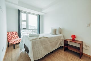 Apartamento Amueblado Zona 10 — Apartamento en Alquiler en City Haus, Zona 10, Guatemala, Ciudad — miniatura 7 de 8