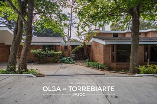 Casa en Condominio Santa María de los Pinos — Casa en Venta en Carretera a El Salvador, Guatemala, Ciudad — miniatura 1 de 17