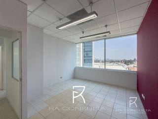 Ganga Oficina en Venta Zona Pradera Zona 10 — Oficina en Venta en Zona Pradera, Zona 10, Guatemala, Ciudad — miniatura 1 de 10