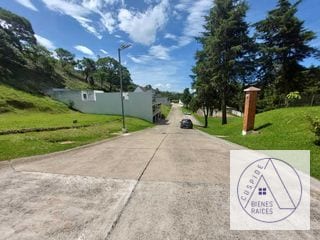 Carr.Salvador Bosques de Vilaverde se vende terreno — Terreno en Venta en Bosques de Villa Verde, Carretera a El Salvador, Guatemala, Ciudad — miniatura 5 de 9