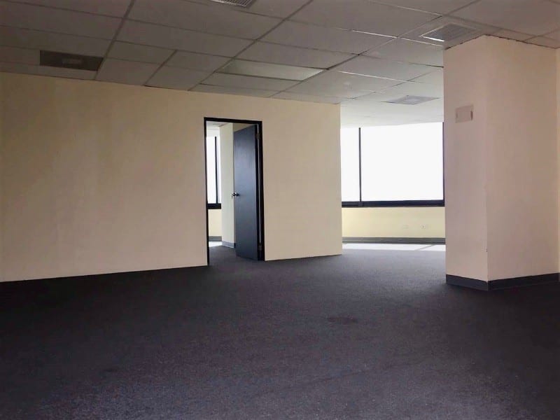 Penthouse en renta Edificio Murano Center zona 10 — Oficina en Alquiler en Zona 10, Guatemala, Ciudad — foto 1 de 8