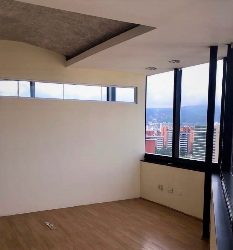 Penthouse en renta Edificio Murano Center zona 10 — Oficina en Alquiler en Zona 10, Guatemala, Ciudad — foto 8 de 8