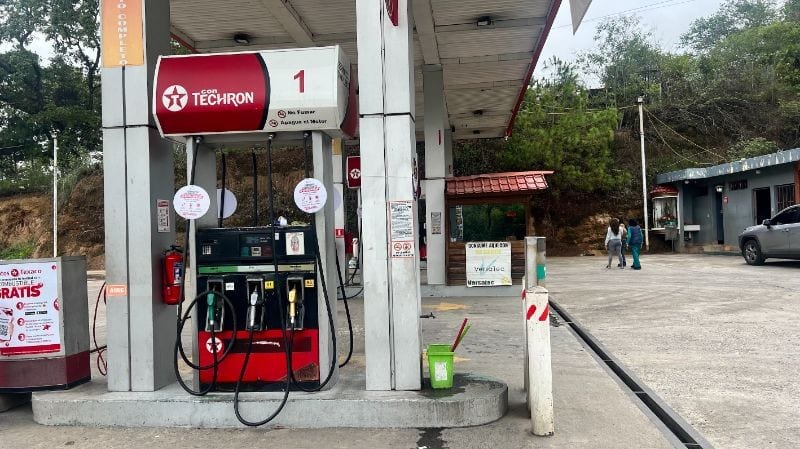 Venta de Gasolinera en San Juan Sacatepequez — Edificio en Venta en San Juan Sacatepéquez, Sacatepéquez — foto 4 de 12