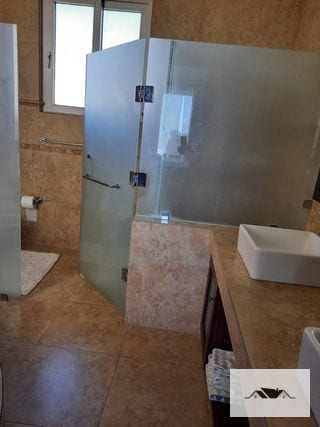 En Renta y Venta Amplia Casa Zona 15 VH2 con Pergola y Jardin — Casa en Alquiler en Vista Hermosa II, Zona 15, Guatemala, Ciudad — miniatura 12 de 17