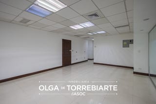 Oficina en Casa Veranda, zona 10 — Oficina en Alquiler en Zona 10, Guatemala, Ciudad — miniatura 5 de 16