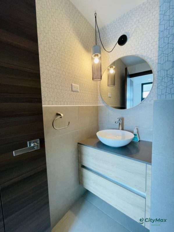 Venta apartamento en la Zona 10 — Apartamento en Venta en Zona 10, Guatemala, Ciudad — foto 5 de 8