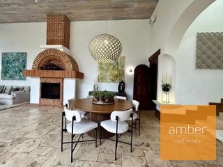 Casa en Condado El Obispo, Antigua Guatemala — Casa en Venta en Antigua, Sacatepéquez — miniatura 2 de 16