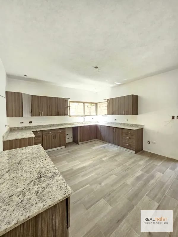 Casa Nueva en Venta San Antonio — Casa en Venta en Carretera a El Salvador, Guatemala, Ciudad — foto 8 de 9