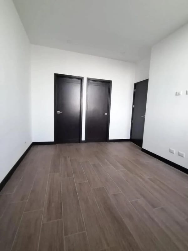 Apartamento en Venta - DIAGOSEIS Zona 10 — Apartamento en Venta en Diagoseis, Zona 10, Guatemala, Ciudad — foto 7 de 8