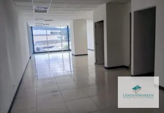 Alquiler de Oficina en Zona 10 Edificio Zona Pradera Torre 3 — Oficina en Alquiler en Zona Pradera, Zona 10, Guatemala, Ciudad — miniatura 2 de 4