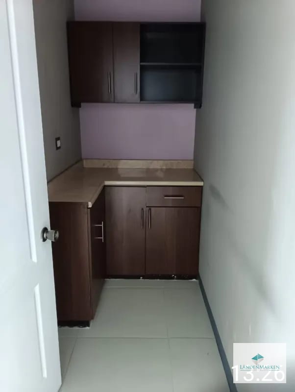 Alquiler de Oficina en Zona 10 Edificio Zona Pradera Torre 3 — Oficina en Alquiler en Zona Pradera, Zona 10, Guatemala, Ciudad — foto 3 de 4