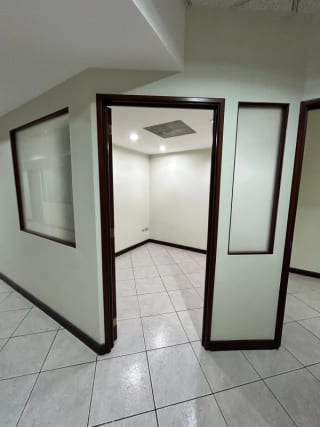 Oficina en renta Edificio Europlaza zona 14 — Oficina en Alquiler en Zona 14, Guatemala, Ciudad — miniatura 14 de 14