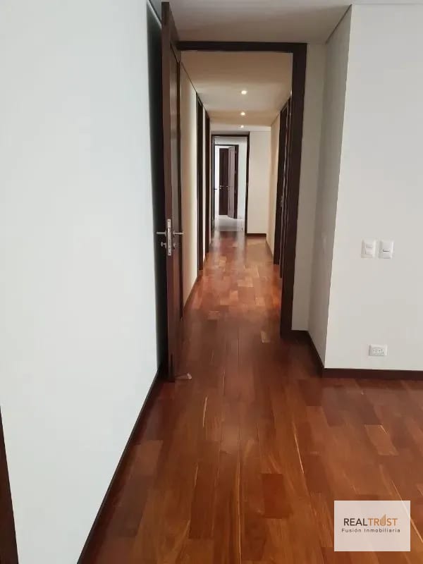 Apartamento en Venta Zona 14 — Apartamento en Venta en Zona 14, Guatemala, Ciudad — foto 12 de 13