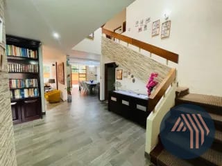 Venta de Linda Casa - el Horizonte, KM 15.8 Carretera al Salvador — Casa en Venta en El Horizonte, Carretera a El Salvador, Guatemala, Ciudad — miniatura 1 de 10