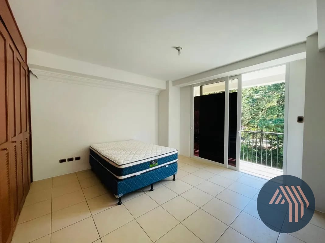 Alquiler de Cómodos Apartamentos - la Montaña, Zona 16 — Apartamento en Alquiler en La Montaña, Zona 16, Guatemala, Ciudad — foto 6 de 10