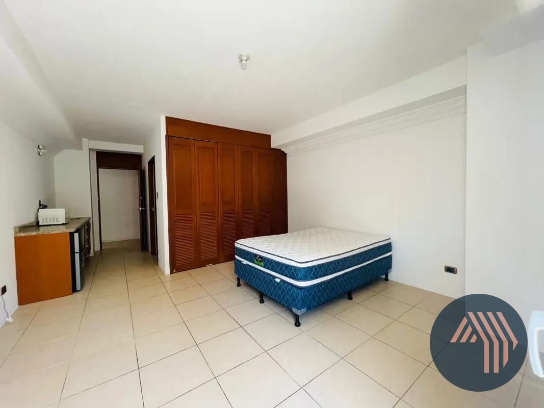 Alquiler de Cómodos Apartamentos - la Montaña, Zona 16 — Apartamento en Alquiler en La Montaña, Zona 16, Guatemala, Ciudad — foto 8 de 10