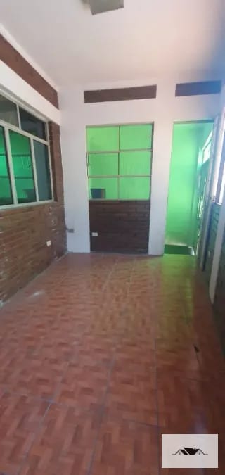 En Renta Casa Zona 12 sobre Calzada Aguilar Batres con muy buena ubicación — Casa en Alquiler en Zona 12, Guatemala, Ciudad — miniatura 9 de 17