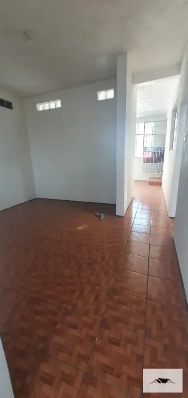 En Renta Casa Zona 12 sobre Calzada Aguilar Batres con muy buena ubicación — Casa en Alquiler en Zona 12, Guatemala, Ciudad — foto 7 de 17