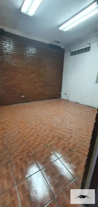 En Renta Casa Zona 12 sobre Calzada Aguilar Batres con muy buena ubicación — Casa en Alquiler en Zona 12, Guatemala, Ciudad — miniatura 5 de 17