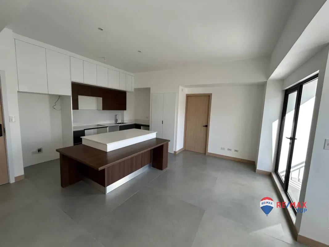 Zona 10. Apartamento 2 en 1 con Acceso Independiente Ideal para Airbnb — Apartamento en Venta en Bonadiez, Zona 10, Guatemala, Ciudad — foto 8 de 8