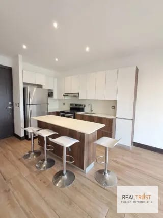 Venta Moderno Apartamento Zona 10 — Apartamento en Venta en Zona 10, Guatemala, Ciudad — miniatura 6 de 15