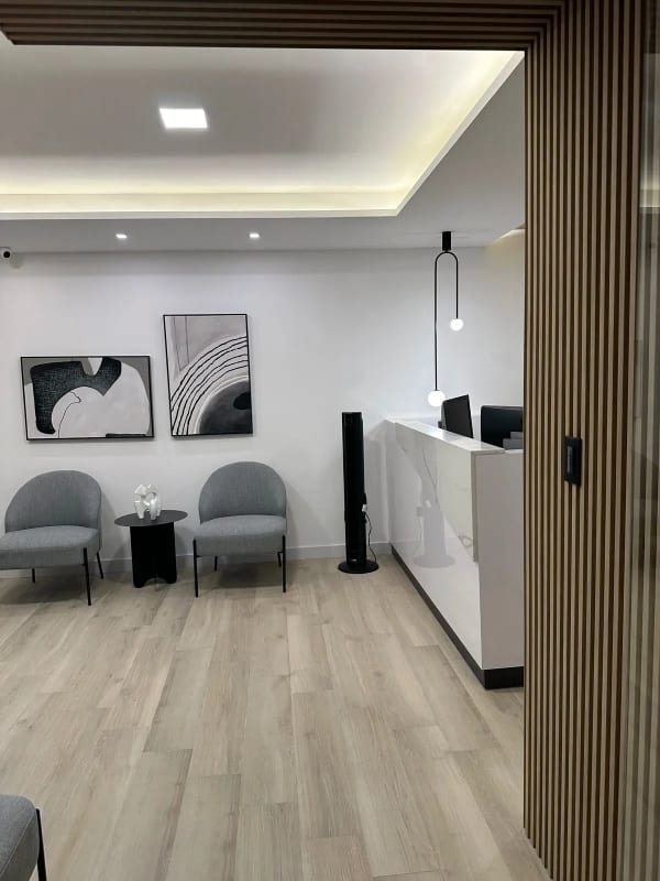 Renta Clinica Medica Amueblada y Equipada Medika 10 — Clínica en Alquiler en Medika 10, Zona 10, Guatemala, Ciudad — foto 1 de 8