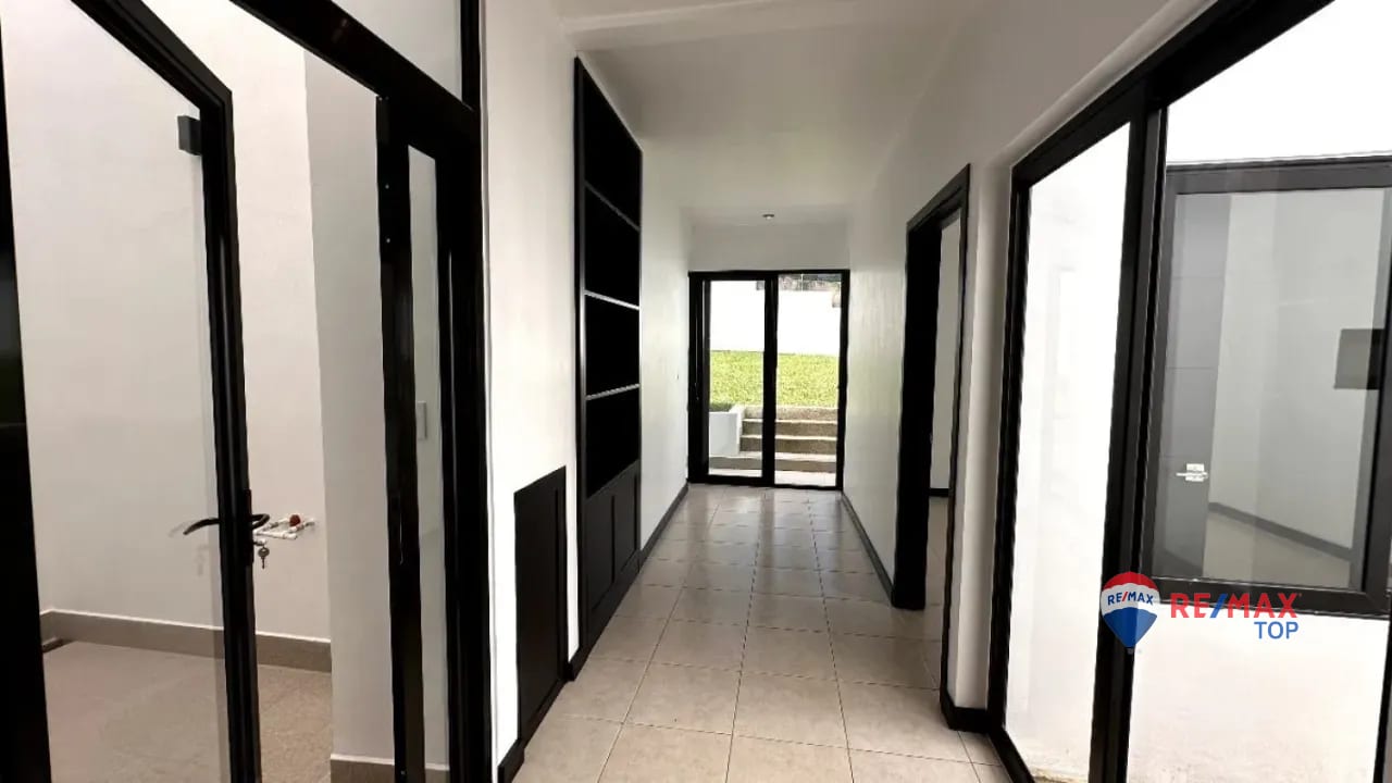 Casa Nueva Dentro de Cond. Arrazola — Casa en Venta en Arrazola II, Carretera a El Salvador, Guatemala, Ciudad — foto 5 de 10