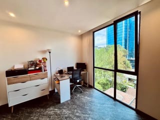 Apartamento en Renta en Zona 10 con Espacios Amplios y Funcionales + Amenidades Exclusivas — Apartamento en Alquiler en Zona 10, Guatemala, Ciudad — miniatura 15 de 17