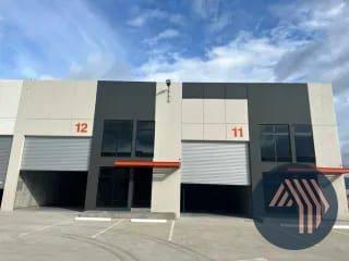 Alquiler de Ofibodega para Estrenar - Empresarial Chimaltenango — Bodega / Ofibodega en Alquiler en Chimaltenango, Chimaltenango — miniatura 1 de 13