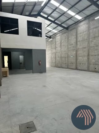 Alquiler de Ofibodega para Estrenar - Empresarial Chimaltenango — Bodega / Ofibodega en Alquiler en Chimaltenango, Chimaltenango — miniatura 10 de 13