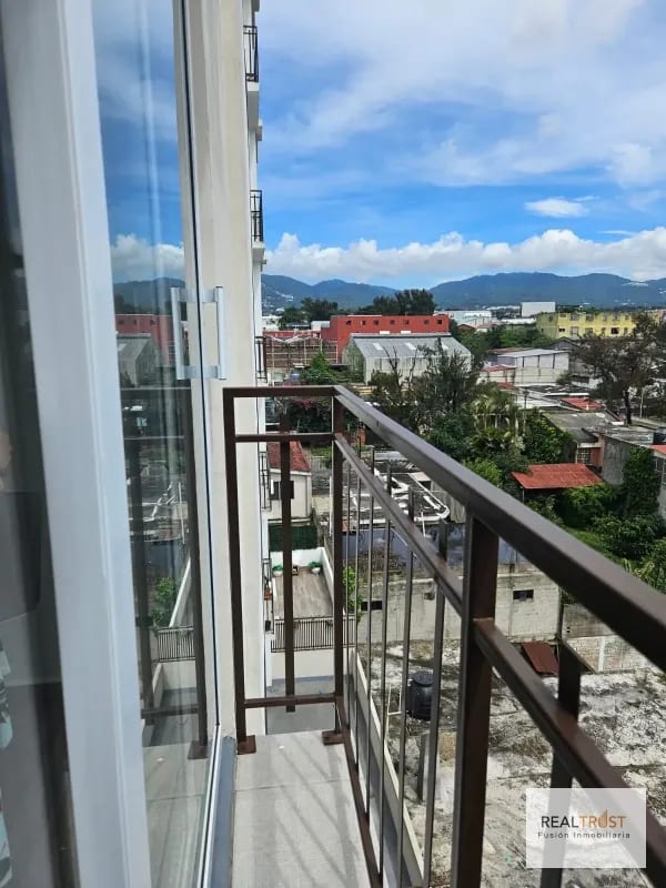 Apartamentos en Venta Zona 11 a la Altura de Centro Español Roosevelt — Apartamento en Venta en Torre Zentia, Zona 11, Guatemala, Ciudad — foto 1 de 7