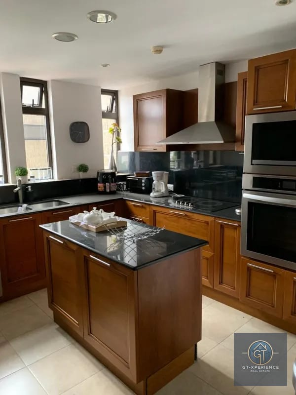 Lindo apartamento amueblado en Tiffany II Zona 10 — Apartamento en Venta en Zona 10, Guatemala, Ciudad — foto 13 de 16