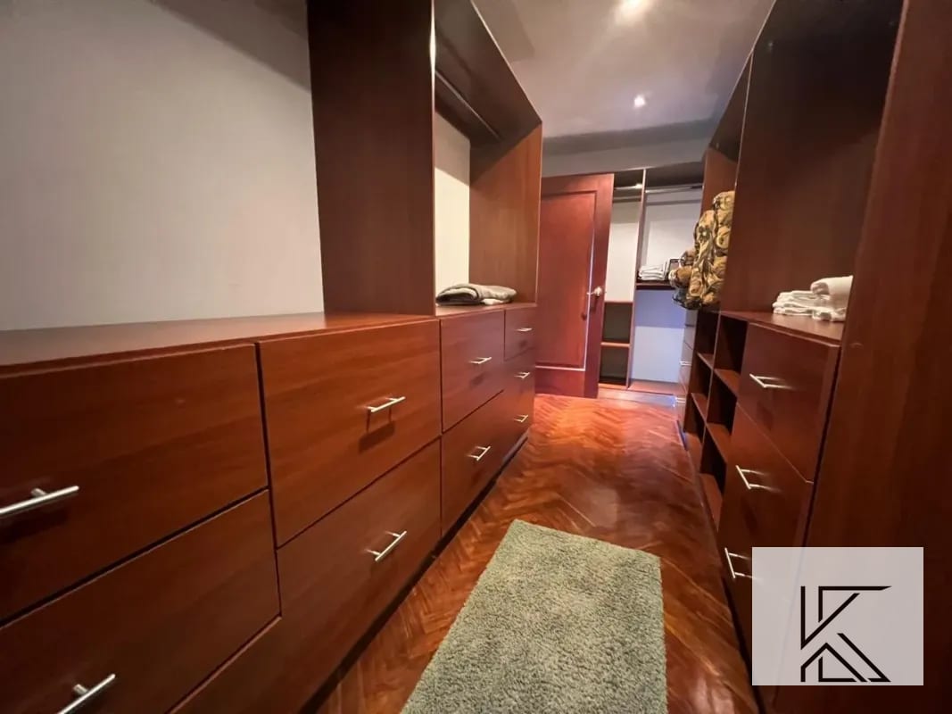 Elegante y amplio apartamento en VENTA en zona 14 en L'Excellence — Apartamento en Venta en L'Excellence, Zona 14, Guatemala, Ciudad — foto 11 de 12