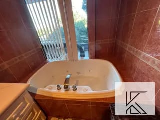 Elegante y amplio apartamento en VENTA en zona 14 en L'Excellence — Apartamento en Venta en L'Excellence, Zona 14, Guatemala, Ciudad — miniatura 10 de 12